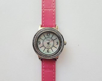 Vintage Watches Vivani Pink Leather Strap Mother Of Pearl Dial Womens Watch