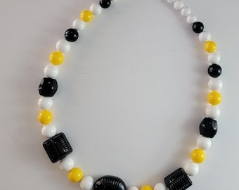 Vintage 1960s Black White Yellow Beaded Necklace 22 Inch Bold Mod Retro Jewelry