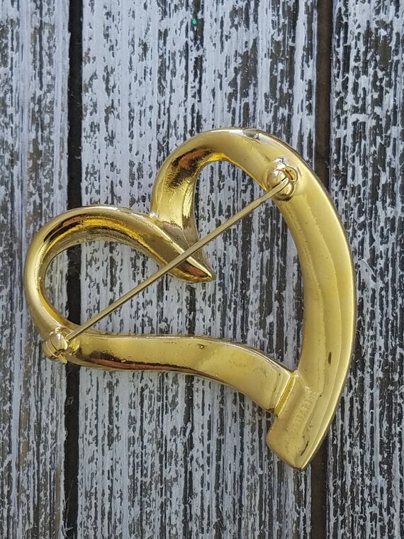 Trifari Vintage Brooch, Enchanting Gold Heart Bro… - image 7