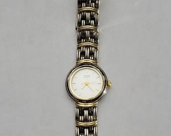 Citizen Womens Watch White Dial Silver Case Gold Bezel Bracelet Quartz