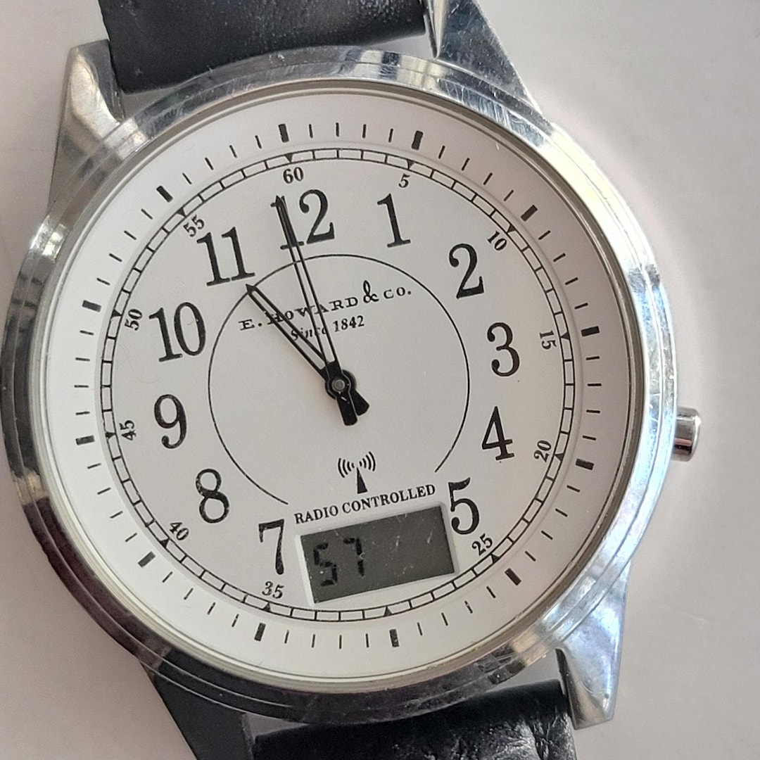 Men's E. Howard EH-23SA Atomic Watch Radio Controlled La Crosse