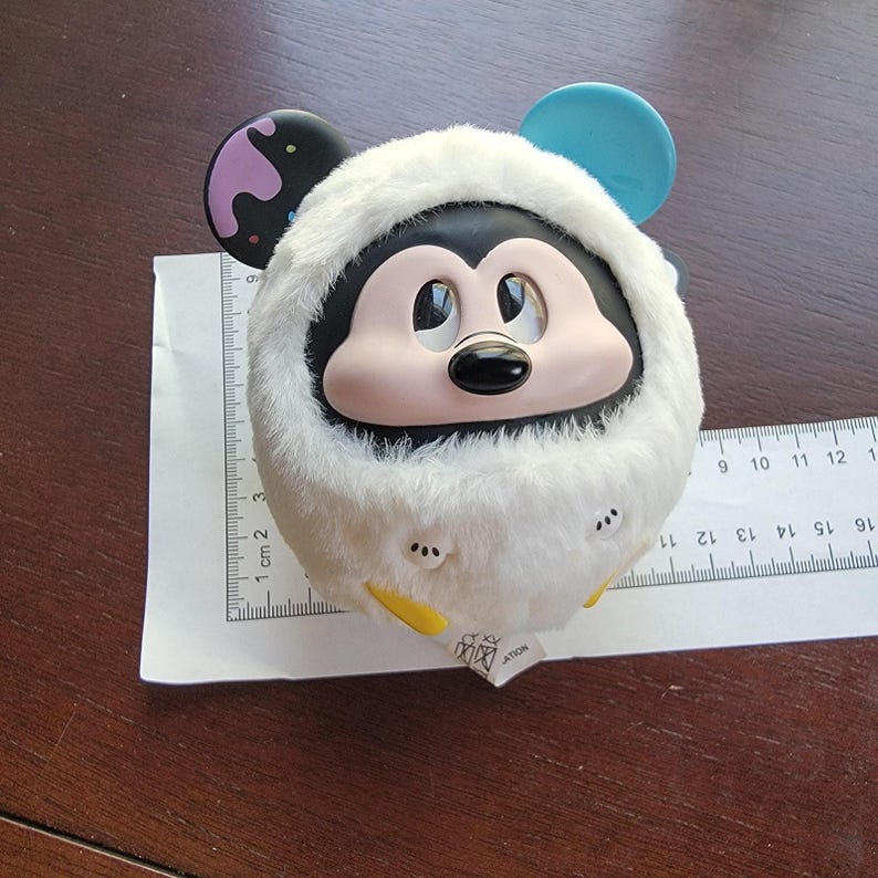MINISO Disney Mickey Mouse mini pluche sleutelhanger wit fuzzy rond speelgoedfiguur afbeelding 5
