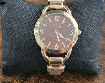 Vintage Watches Studio Time Ladies Gold Quartz Watch with Burgundy Dial