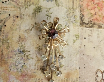 Brooch Women Vintage Pin Floral Spray Gold Tone Rhinestone Flower Brooch