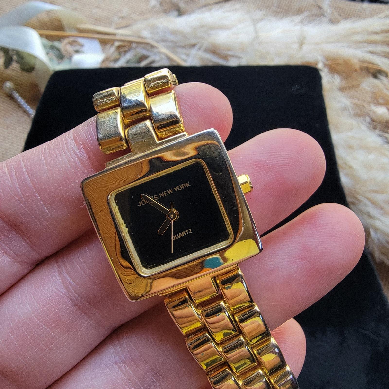 Pink Quartz Vintage Watches with Rhinestone Bezel and Croc-Embossed Strap JARTZ ?26mm Ladies 18K Gold Datejust with Diamond Dial & Bezel on  main image 4