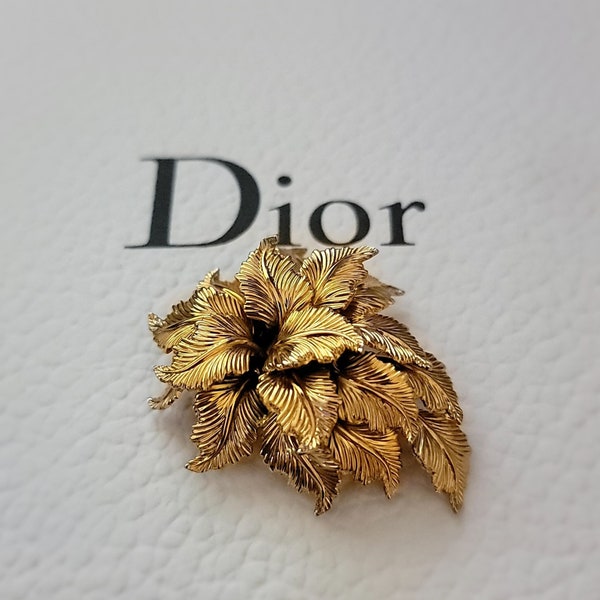 CHRISTIAN DIOR, Dior Gold Brooch, 1963 Grosse Rare Collectible, Pristine Vintage Condition