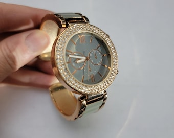 Accutime LDS12WM Womens Watch Gold Case 40mm Green Dial Ceramic Bracelet Quartz
