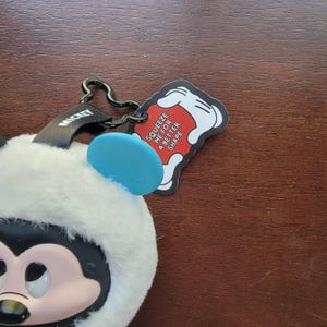 MINISO Disney Mickey Mouse mini pluche sleutelhanger wit fuzzy rond speelgoedfiguur afbeelding 2