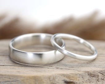 Silberne Eheringe 'Comes' – Zeitlose Trauringe für Paare | Schlichte Partnerringe | Hochzeitsringe für Brautpaare | Hochwertiges Design,