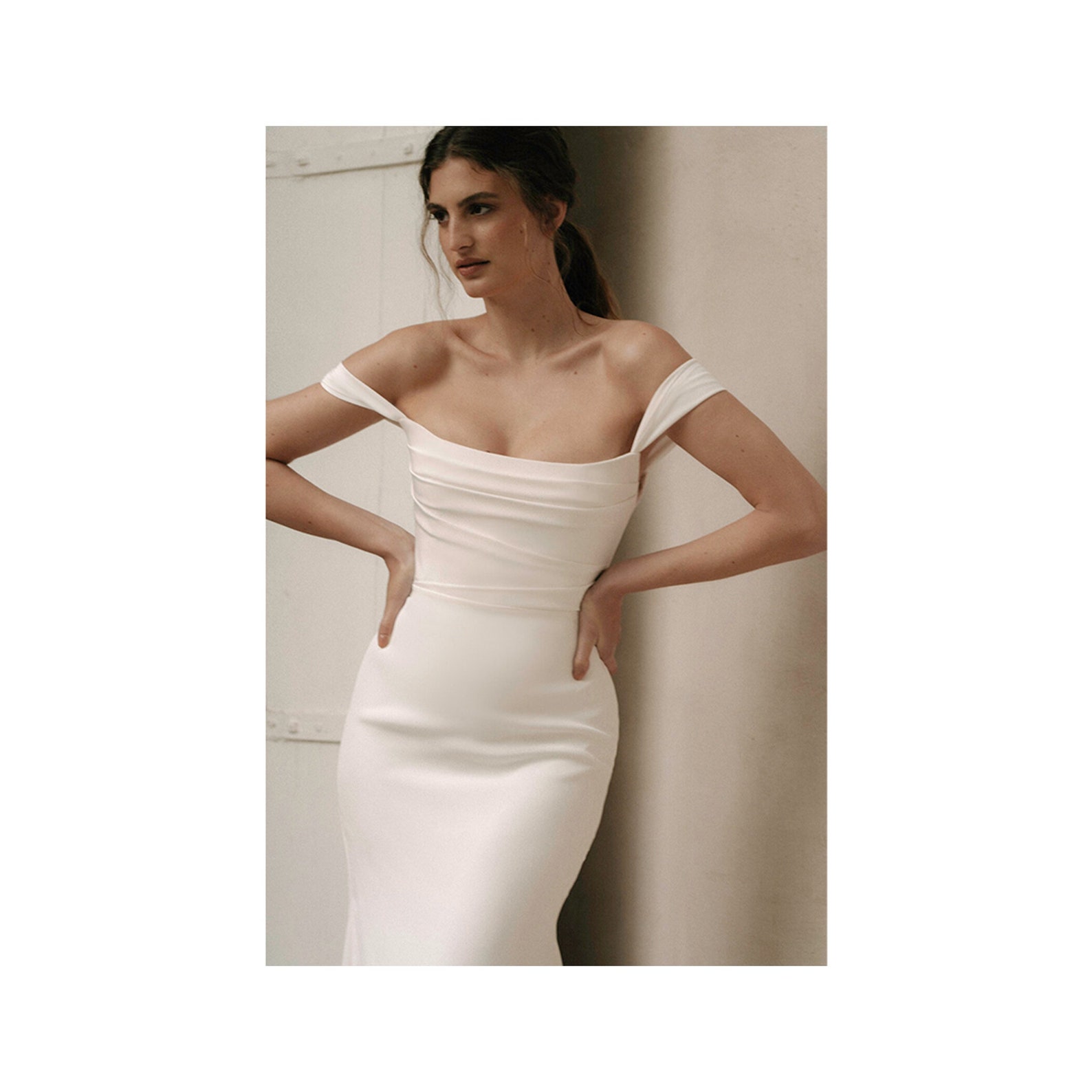 Modern Minimalist Wedding Dress Plain Elegant Bridal