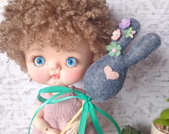 Topper na Wielkanocnego Króliczka "Szary Króliczek" / Lalki BJD Zabawka Wielkanocna / Koralikowe Jajko Wielkanocnego Króliczka / Dekoracja Wielkanocna / Miniaturowe zabawki BJD