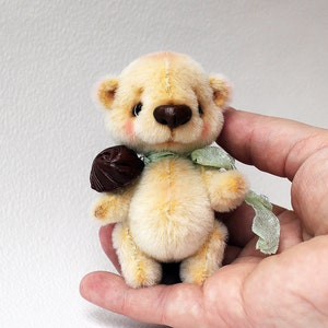 PDF Pattern - New! - Mini bear Willie - Artist Teddy Bear
