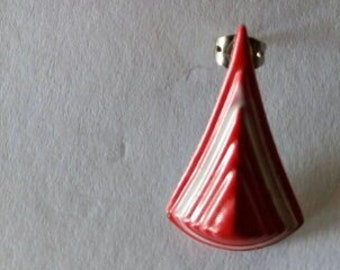 Red and white enamel and metal abstract triangular earrings for pierced ears