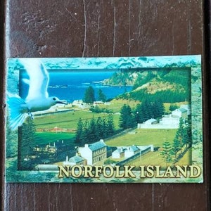 Fridge magnet vintage, souvenir fridge magnet, Aussie souvenir, Aussie fridge magnet, collectible fridge magnet, retro fridge magnet