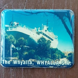 Fridge magnet vintage, souvenir HMAS Whyalla magnet, Whyalla SA souvenir, Aussie magnet, collectible fridge magnet, retro fridge magnet
