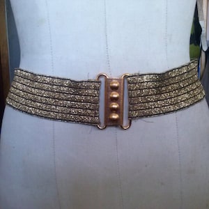 Gold and black lurex stretch belt with lightweight goldtone buckle size 14