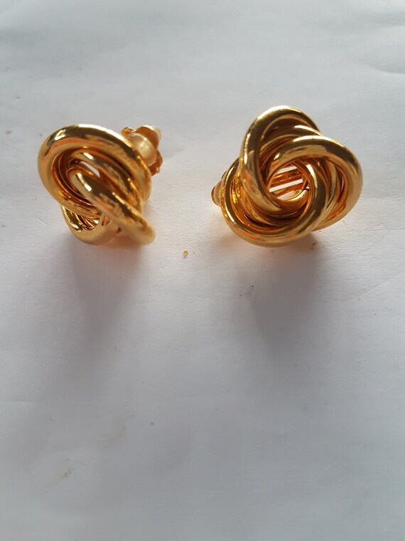 Earrings Vintage Stunning Goldtone Statement Glamour Beautiful