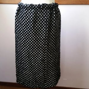 Black sequin silver metallic thread and black wool blend skirt size 18 waist 82cm/32&quot;