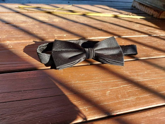 Shiny dark 90s bow tie, vintage bow tie, vintage … - image 2