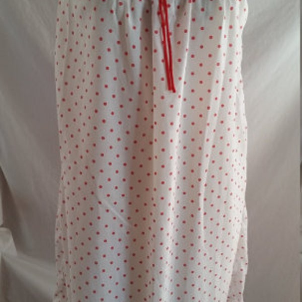White and red polka dot polyester rayon nightgown with hand embroidery made in China size 12