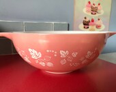 Vintage Pyrex large pink Gooseberry Cinderella mixing bowl