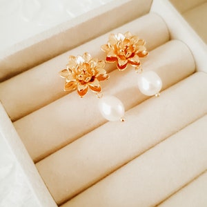 Pearl drop earrings Gold pearl wedding earrings Floral pearl earrings Pearl wedding jewellery Gold wedding earrings Flower earring image 5