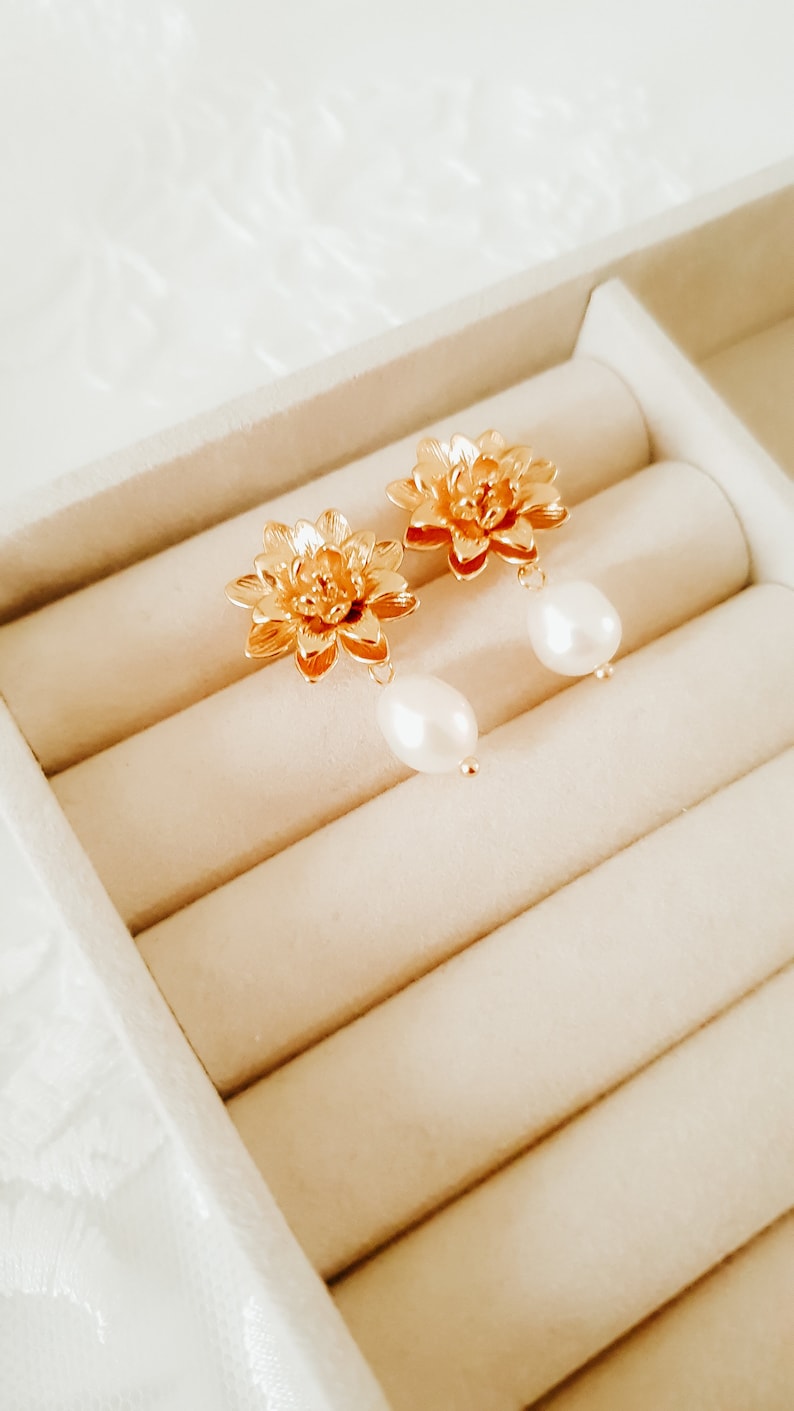 Pearl drop earrings Gold pearl wedding earrings Floral pearl earrings Pearl wedding jewellery Gold wedding earrings Flower earring image 5