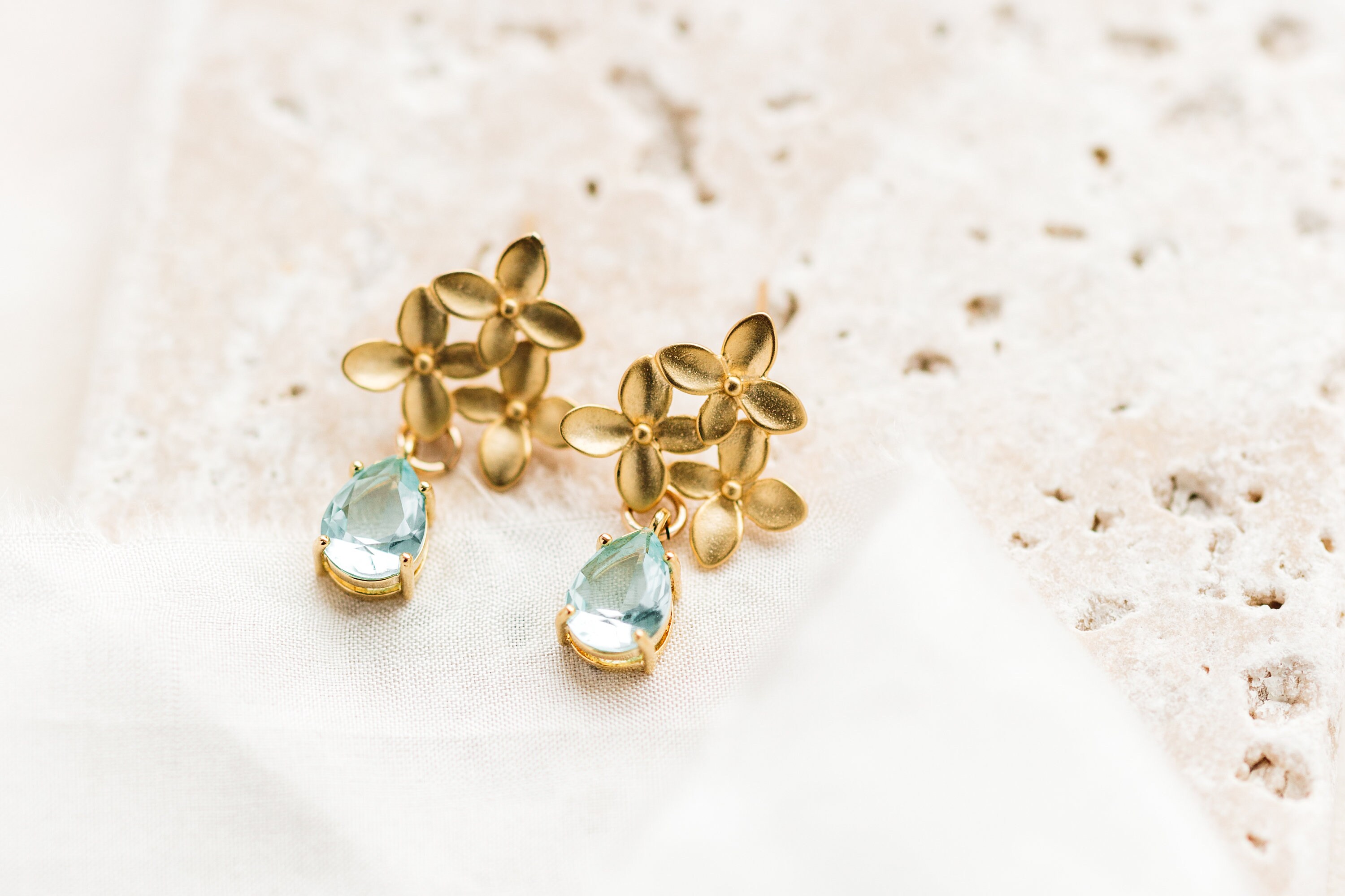 Happy Flower Earrings in Gold main image 0