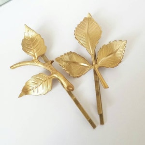 Woodland bobby pins, leaf hair pins, gold bobby pins, gold hair accessory, leaf hair clip, gold leaf hair pins, woodland wedding