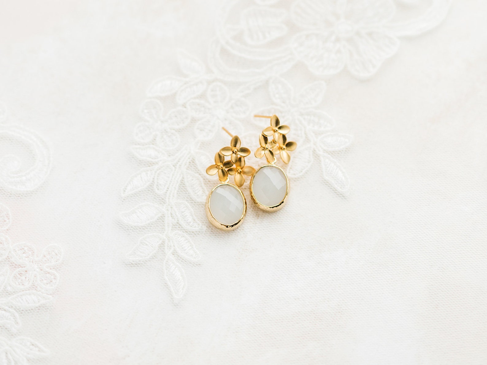 Gold Flower Earrings Gold Stud Earrings White Opal Earrings - Etsy