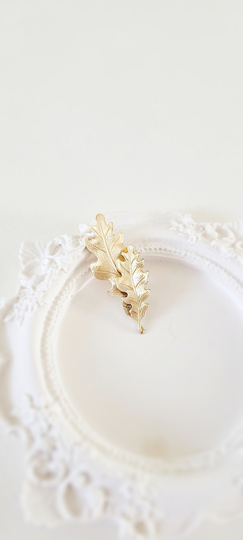 Woodland Brooch Brass Oak Leaf Brooch Groom Gift Nature Lover Gift Woodland Wedding Accessory Nature Inspired Gift for Mom image 2