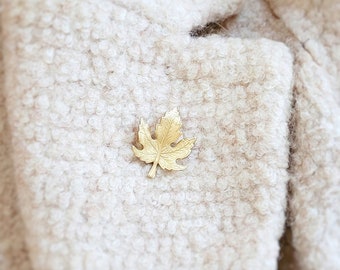 Sycamore leaf brooch pin, vintage leaf brooch, gold maple leaf brooch pin, nature inspired brooch, nature lover gift, gift for mom