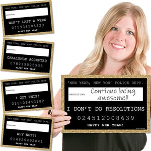 New Year&#39;s Eve - Gold - New Years Eve Party Resolution Mug Shots - Photo Booth Props Kit - 20 Count