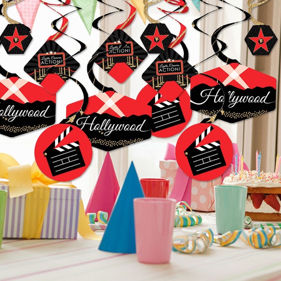 Big Dot of Happiness Red Carpet Hollywood - Movie Night Party Decorations  Party Banner