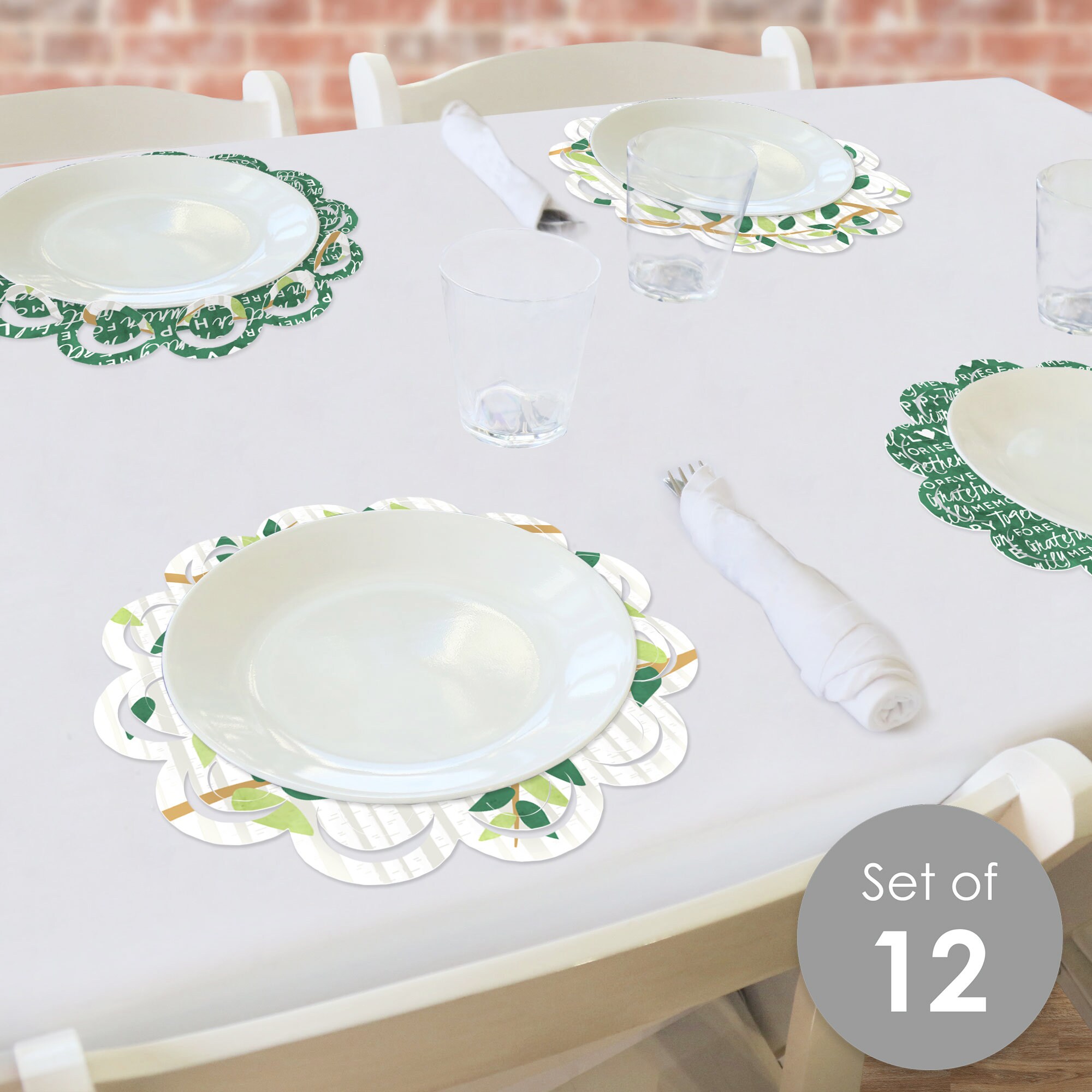 Family Table Resevers Family Tree Reunion - Family Gathering Party Round Table Decorations ...