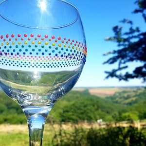 Hand Painted Decorated Large Balloon Gin Glass Wine Glass 645ml &#39;The Rainbow&#39;