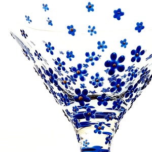 Hand Painted Decorated Martini Cocktail Glass 175ml &#39;Forget Me Not&#39; Blue Flower