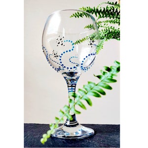 Hand Painted Decorated Large Balloon Gin Glass Wine Glass 645ml &#39;The Swirl&#39;