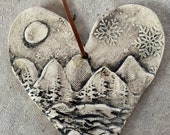 Love those Mountains ceramic ornament