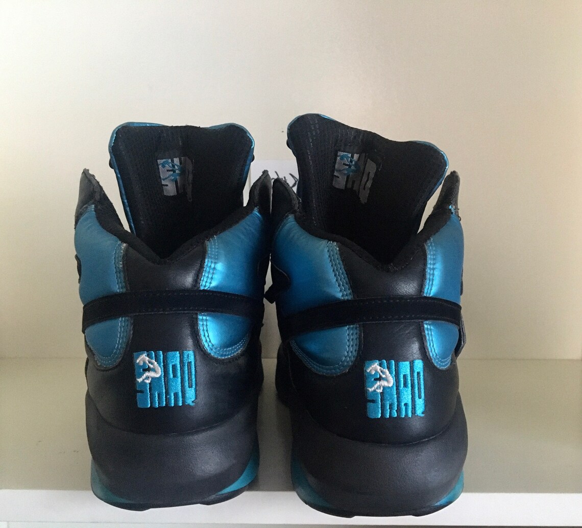shaq pumps black