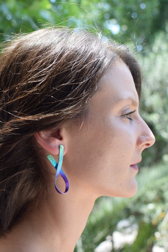 Etsy titanium earrings online