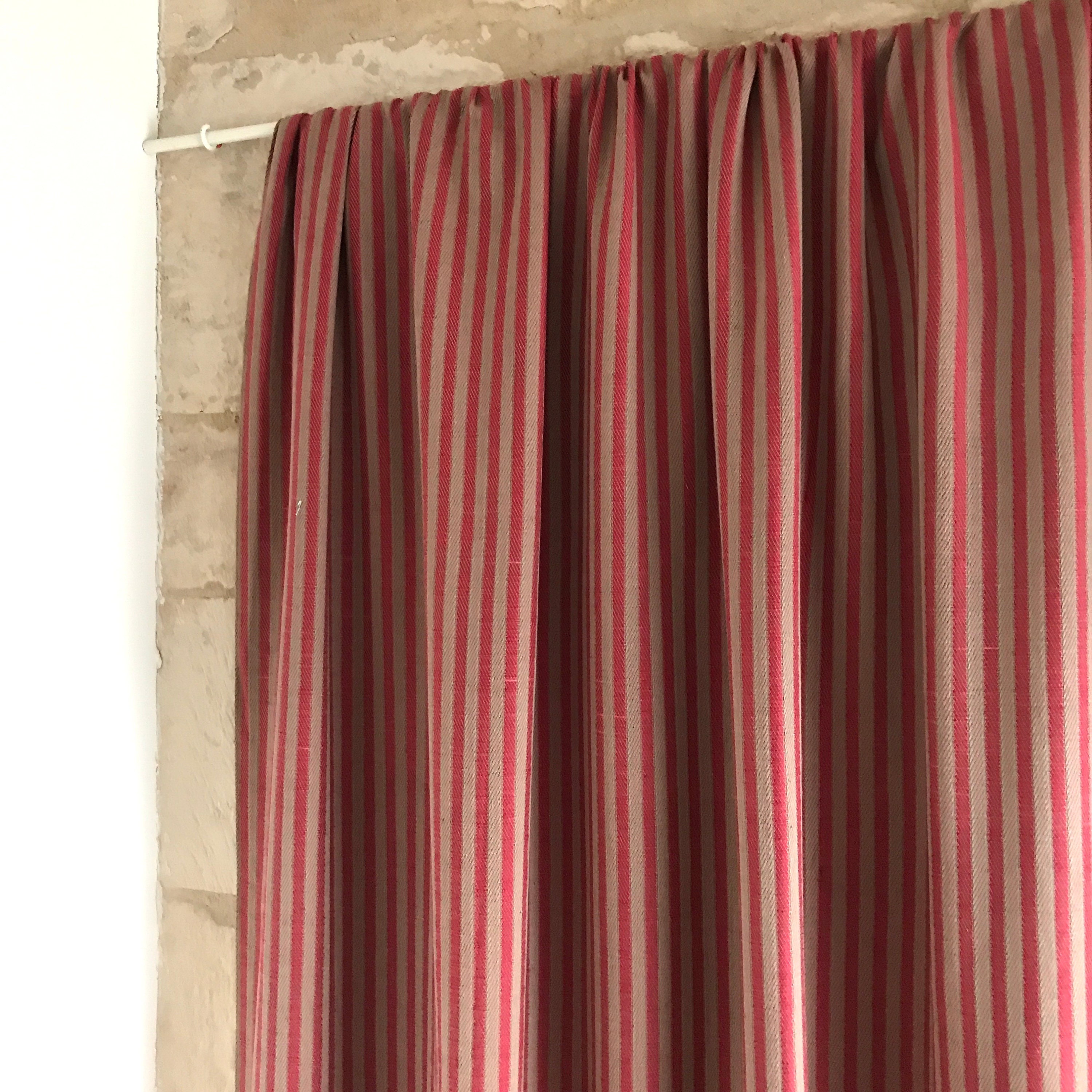 French Vintage Curtain/Draperie