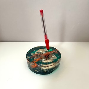 Vintage Lucite pennhållare: Skrivbordsdekoration i Sealife-stil från mitten av århundradet