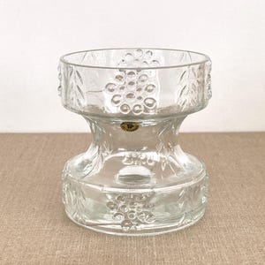VASO DE VIDRO FINLANDÊS / Porta-velas / Retrô / Anos 60 e 70 / Rihimäki / Fabricado na Finlândia / Vidro acabado / Decoração para casa