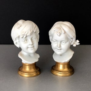 BENACCHIO ANTIQUE BUST / Italian vintage art / Porcelaine sculpture / Figurines / Signed / Boy Girl / Bisque porcelaine / Collectible