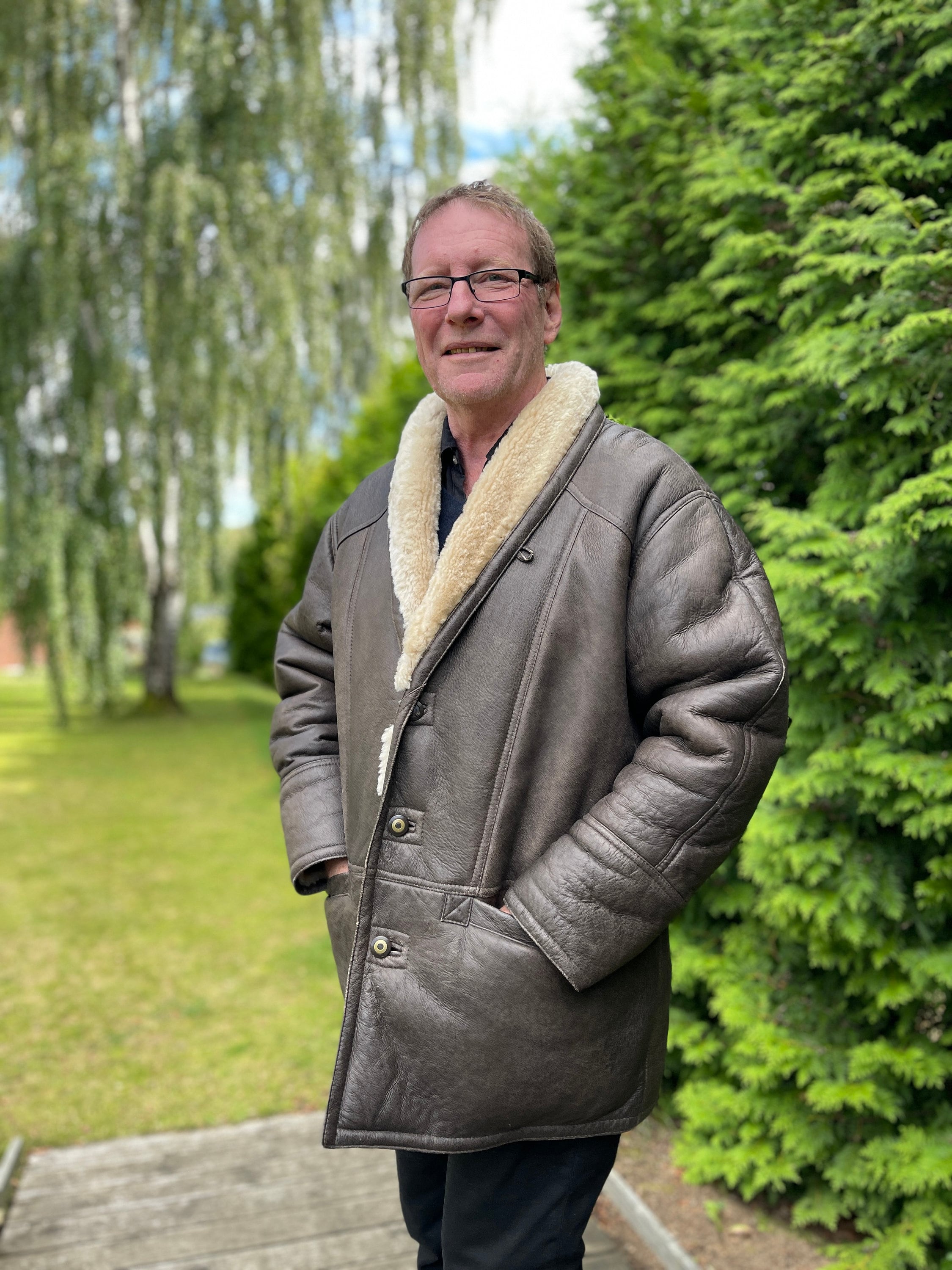 SHEEPSKIN LEATHER COAT / Genuine Lambsfur / Vintage / Brown Beige / Button Front / Mens Jacket / Size X L / Shearling Original / Winter - Etsy SHEEPSKIN LEATHER COAT / Genuine Lambsfur / Vintage / Brown Beige / Button Front / Mens Jacket / Size X L / Shearling Original / Winter - Etsy