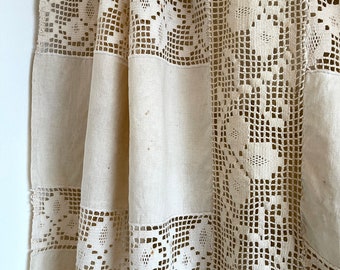 OLD FRENCH CURTAIN / Lace curtain / Crochet / Handmade / Fringes / Home decor / Cream Beige / Vintage / Shabby chic