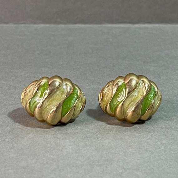 FRENCH VINTAGE EARRINGS / Clip on back / Gold ton… - image 1