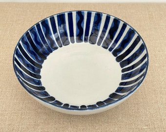 STIG LINDBERG BOWL / Gustavsberg / Swedish vintage / Mid Century / Fajance / Collectible / Fajans / Signed / Blue White etc