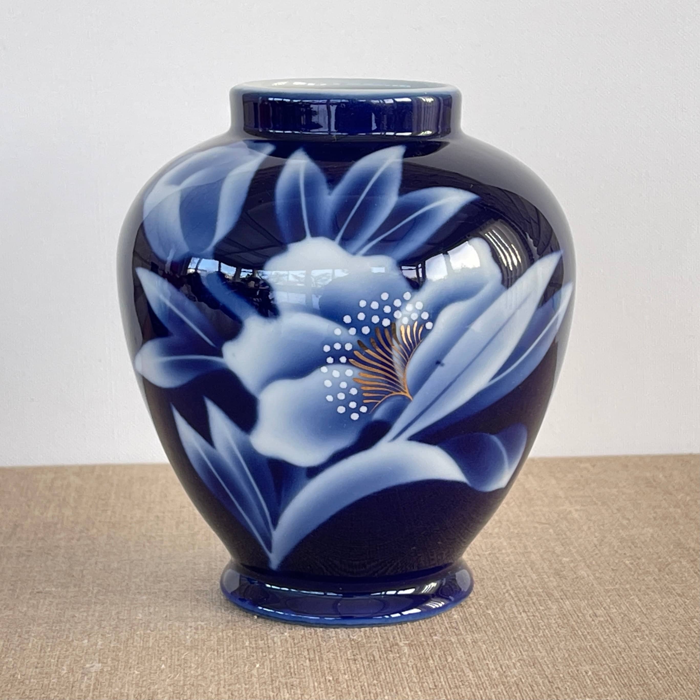 Japanese Blue and White Vase Japanese Blue and White Vase